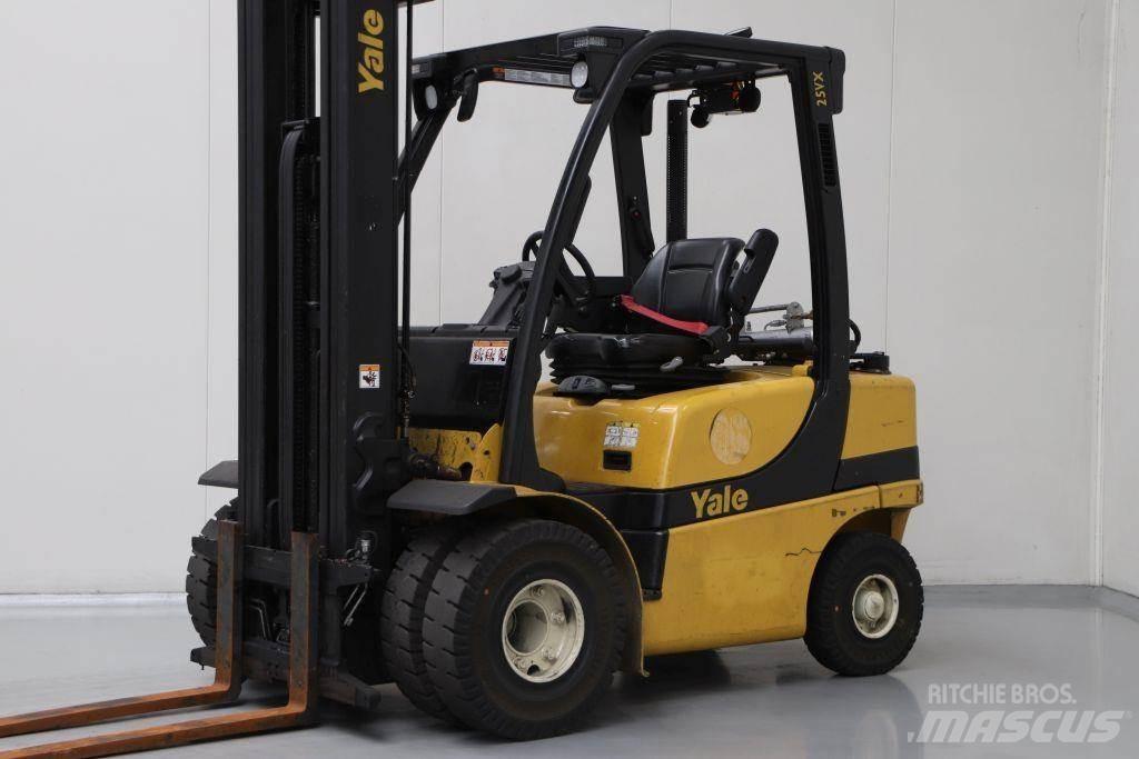 Yale GLP25VX Stivuitor GPL