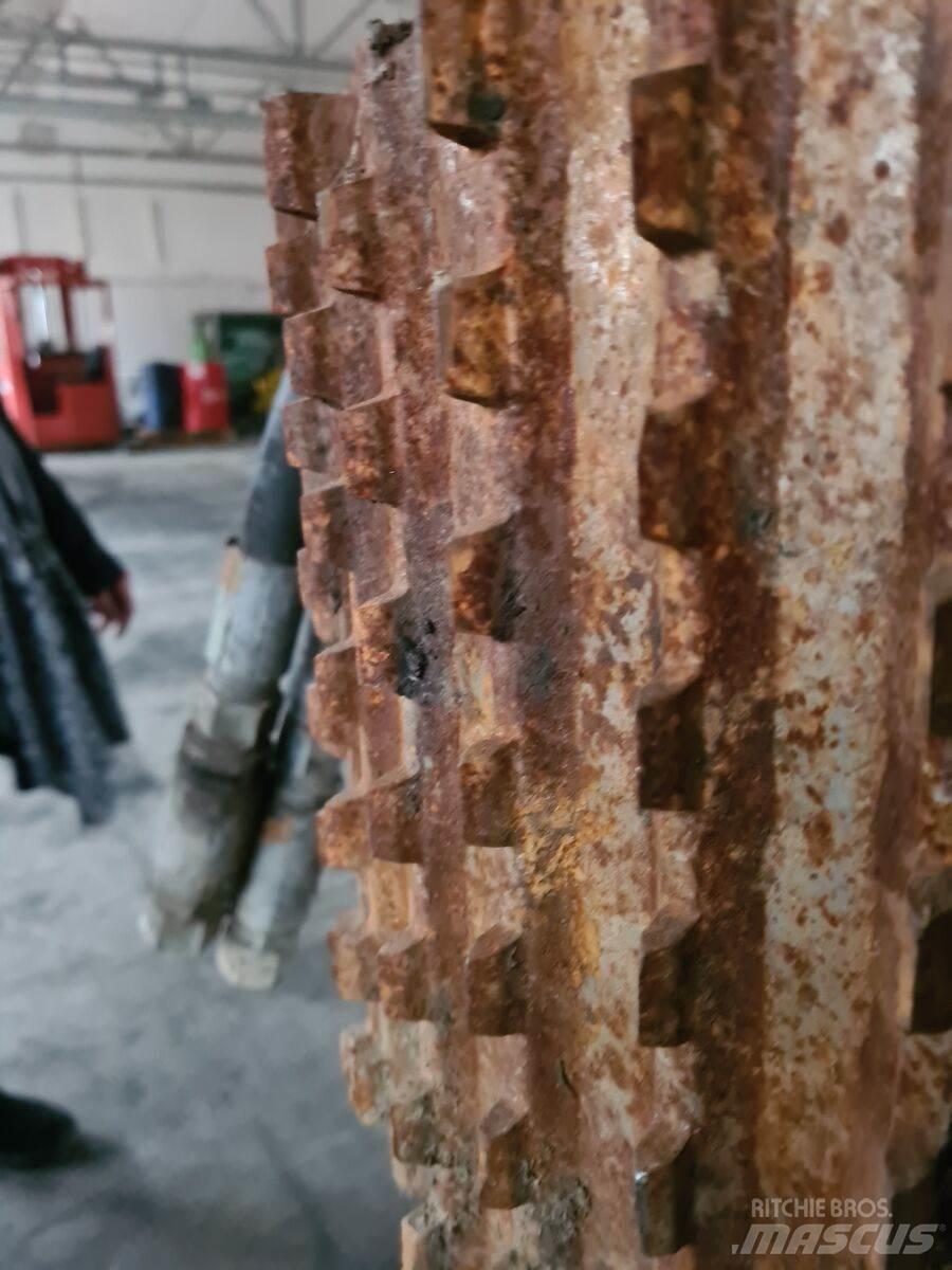 Moipu 300 Utilaje forestiere - Altele