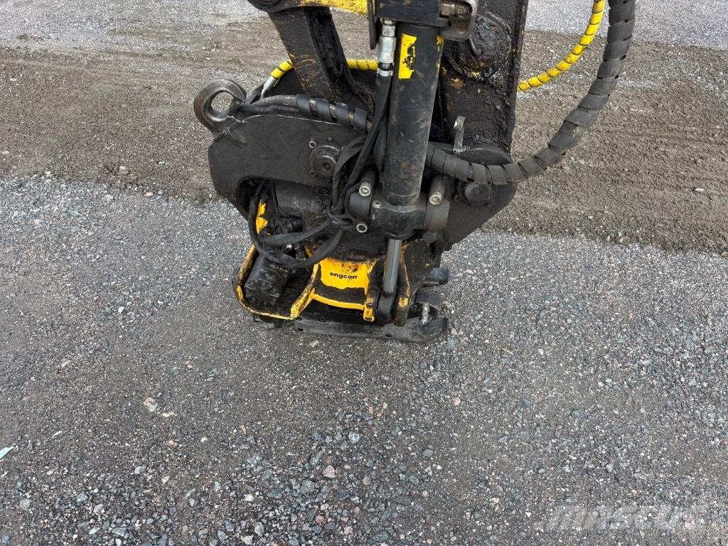Yanmar Vio 80 U Excavatoare 7t - 12t