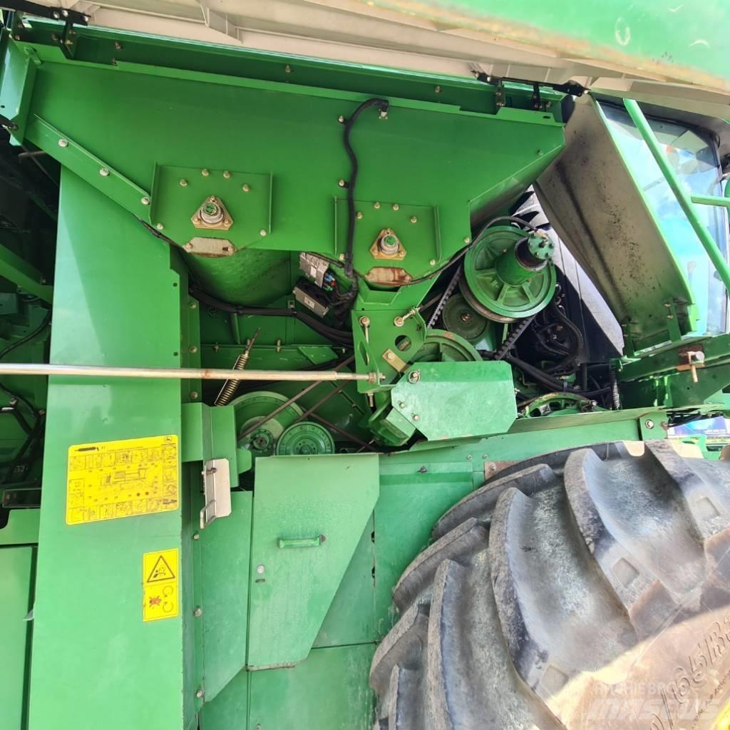 John Deere W 540 Combine de secerat