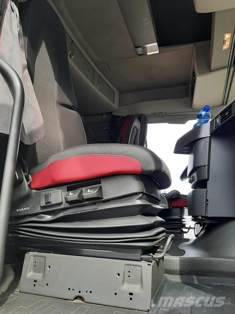 Volvo FH 13 Camion transport aschii