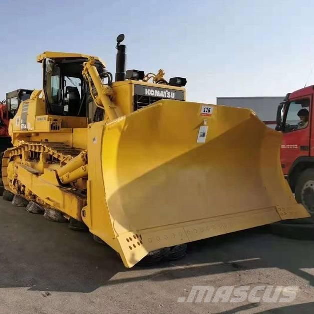 Komatsu d375a Buldozere pe senile