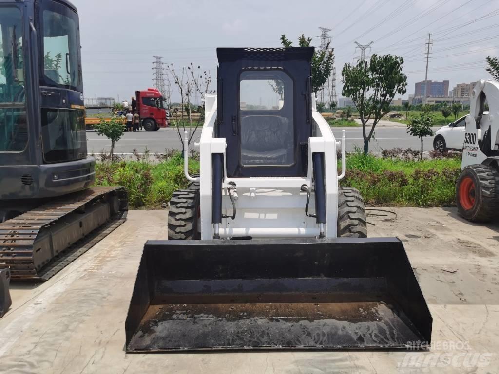 Bobcat S 130 Mini incarcator