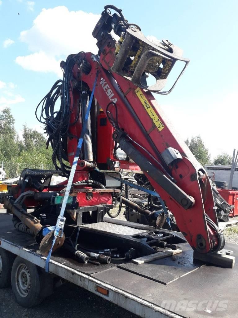 Kesla 2112ZT Macarale forestiere