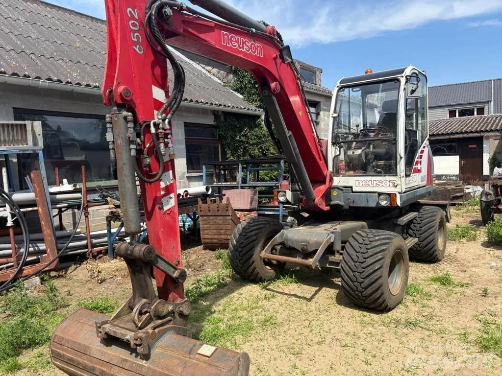 Neuson 6502WD Excavatoare cu roti