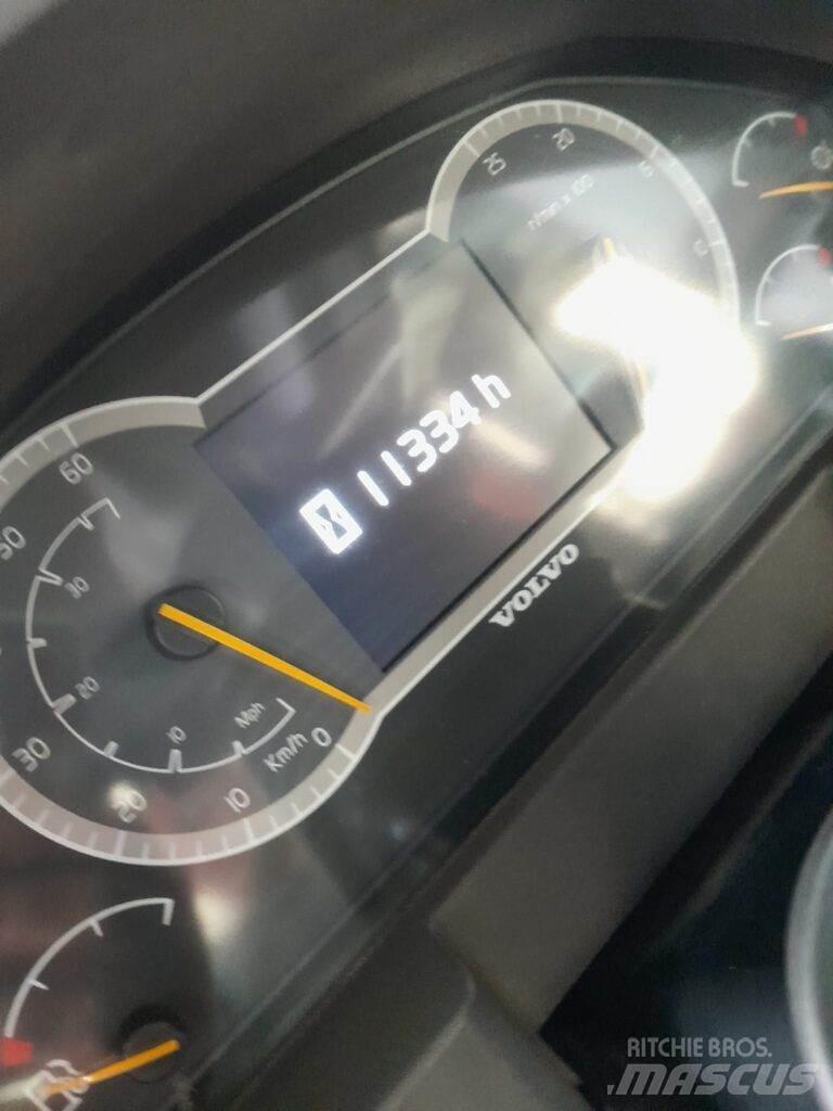 Volvo L150H Incarcator pe pneuri