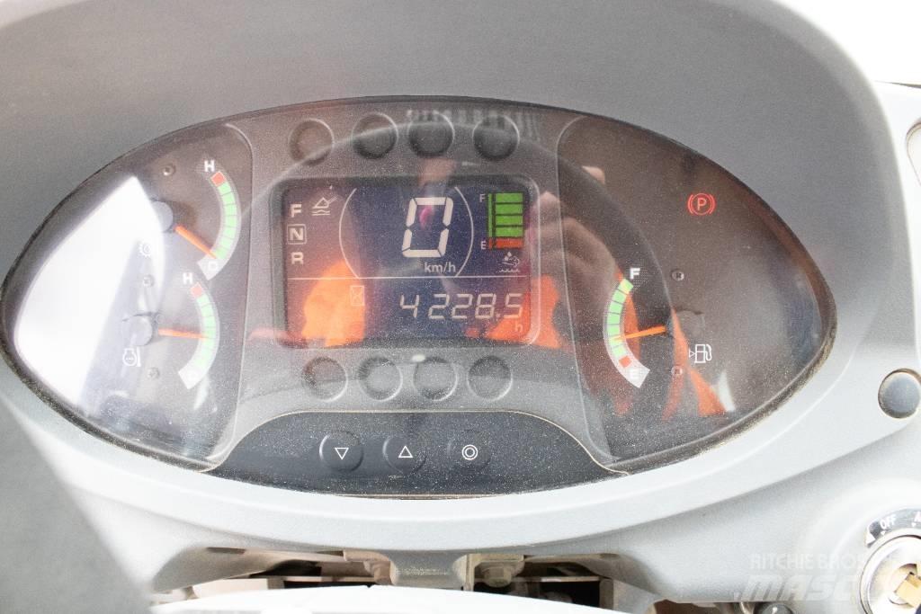 Hitachi ZW150-6 Incarcator pe pneuri