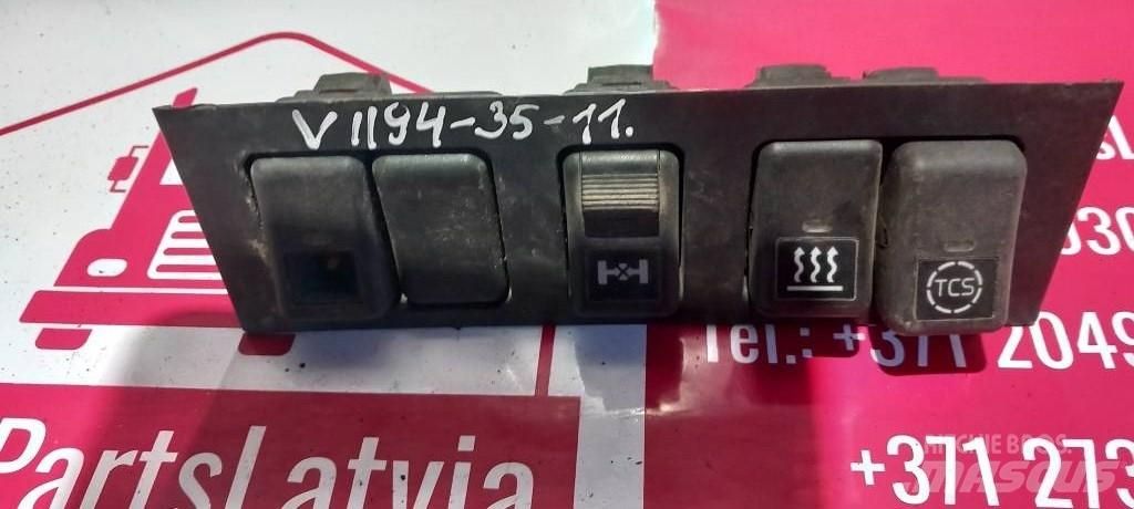 Volvo FH 12. 3175615 Cabine si interior