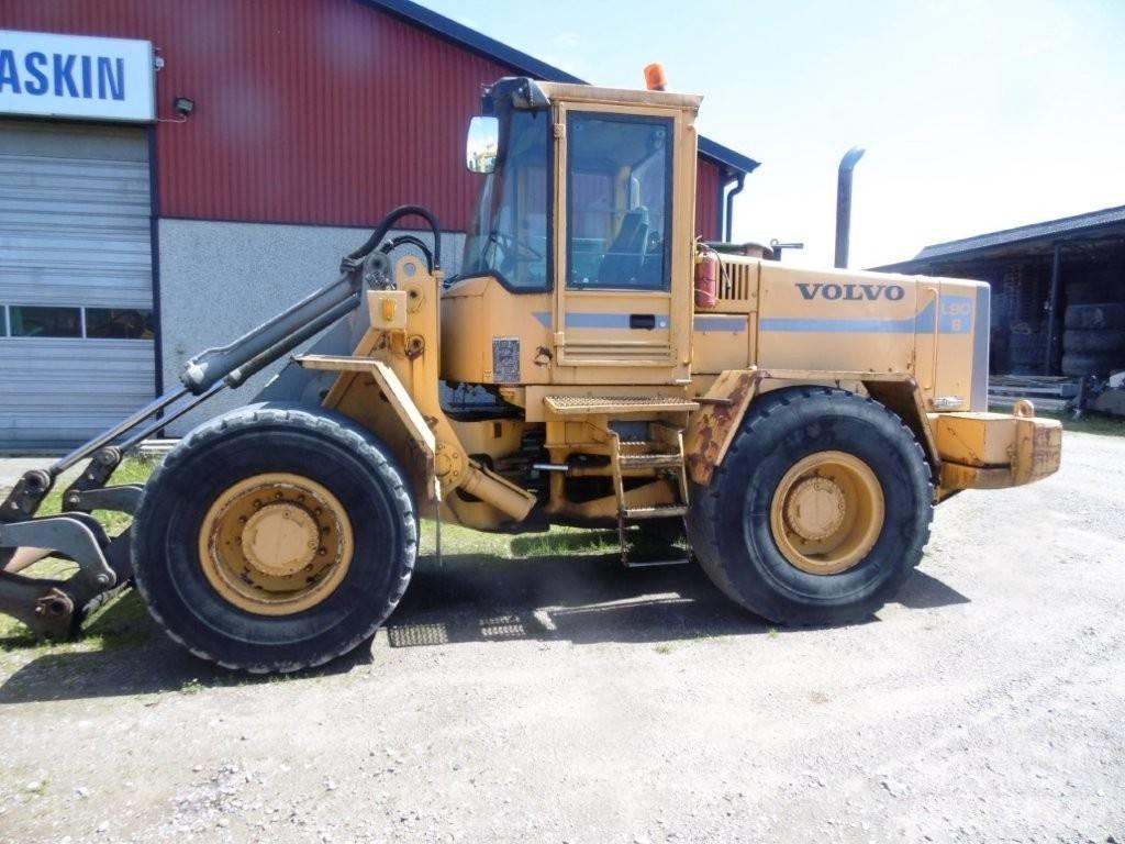 Volvo L90B Incarcator pe pneuri