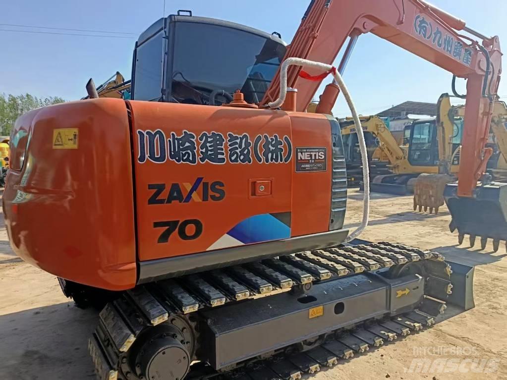 Hitachi ZX 70 Excavatoare pe șenile
