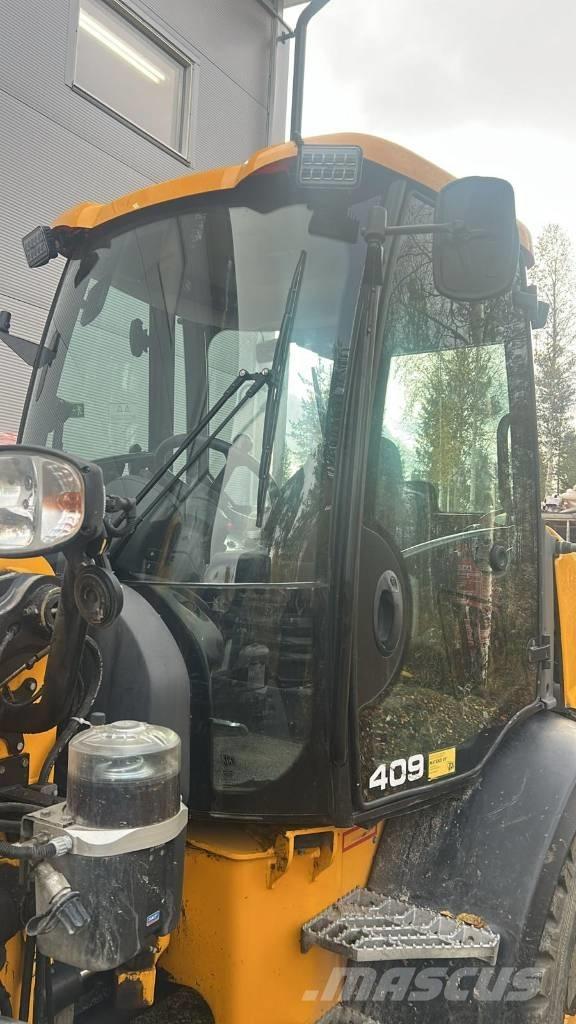 JCB 409 Incarcator pe pneuri