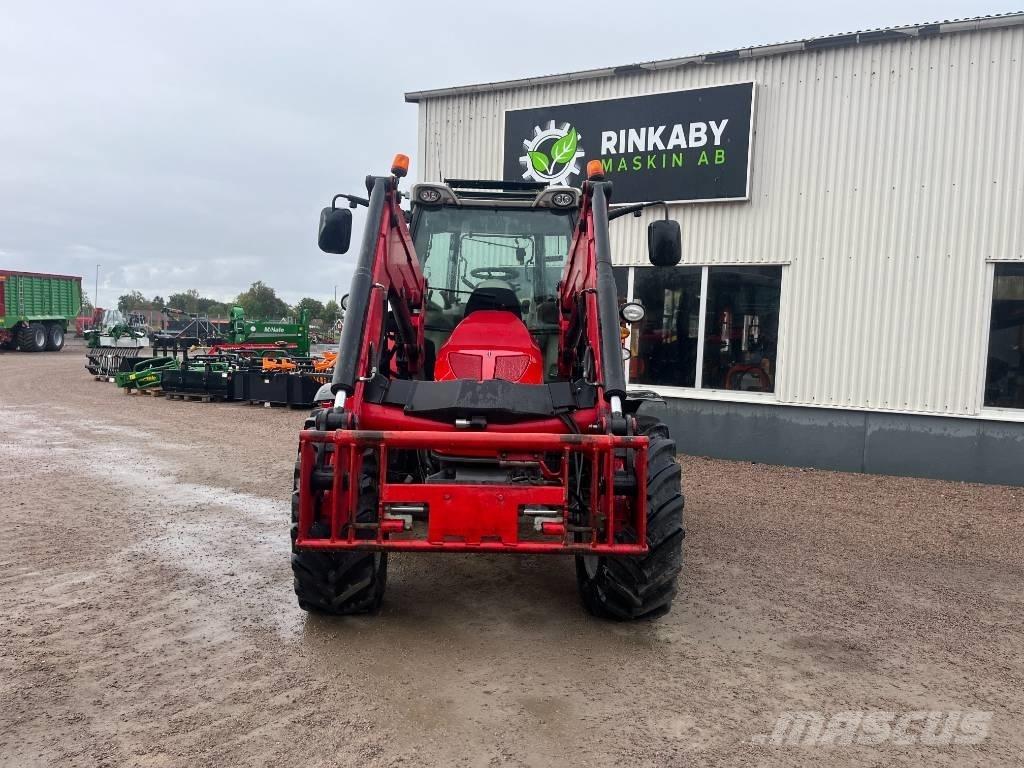 Massey Ferguson 5613 Tractoare