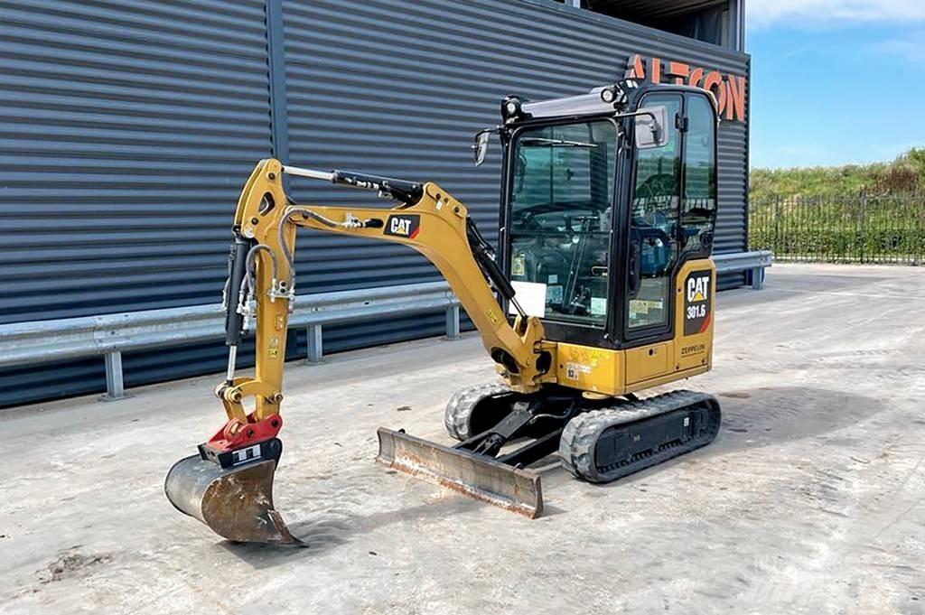 CAT 301.6-05 A Excavatoare pe șenile
