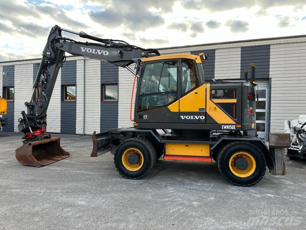 Volvo EWR 150 E Excavatoare cu roti