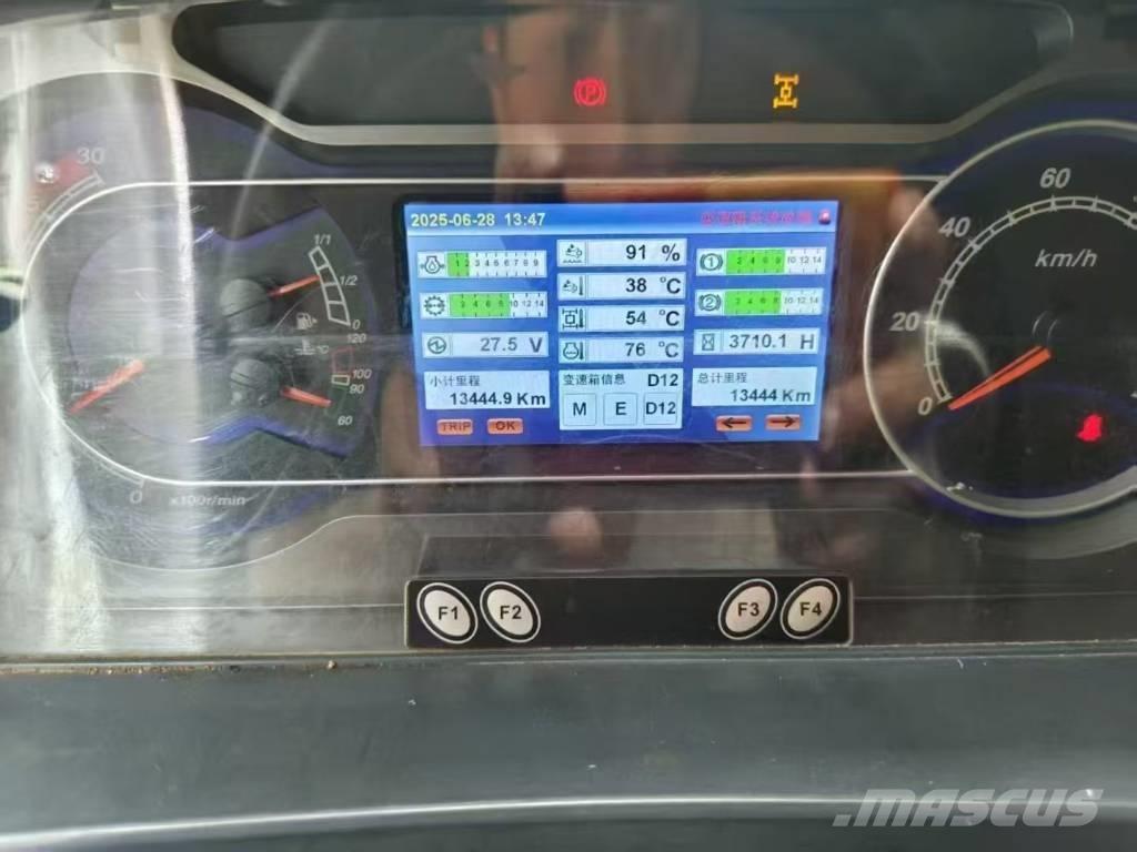 Sany SAC2600C8 Macara pentru orice teren