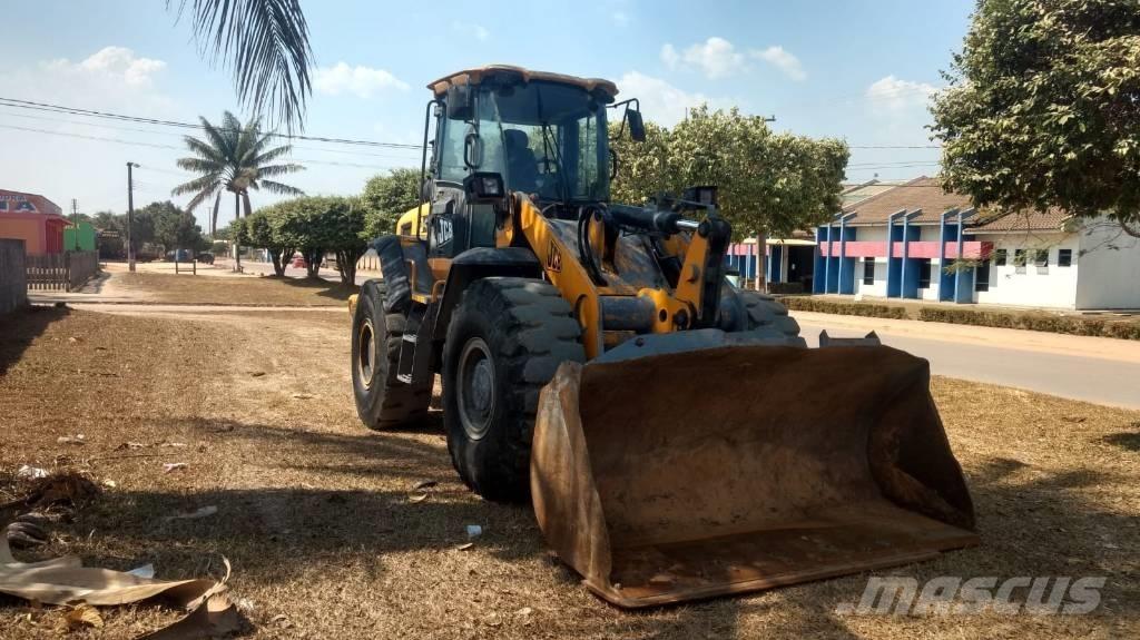 JCB 426 Incarcator pe pneuri