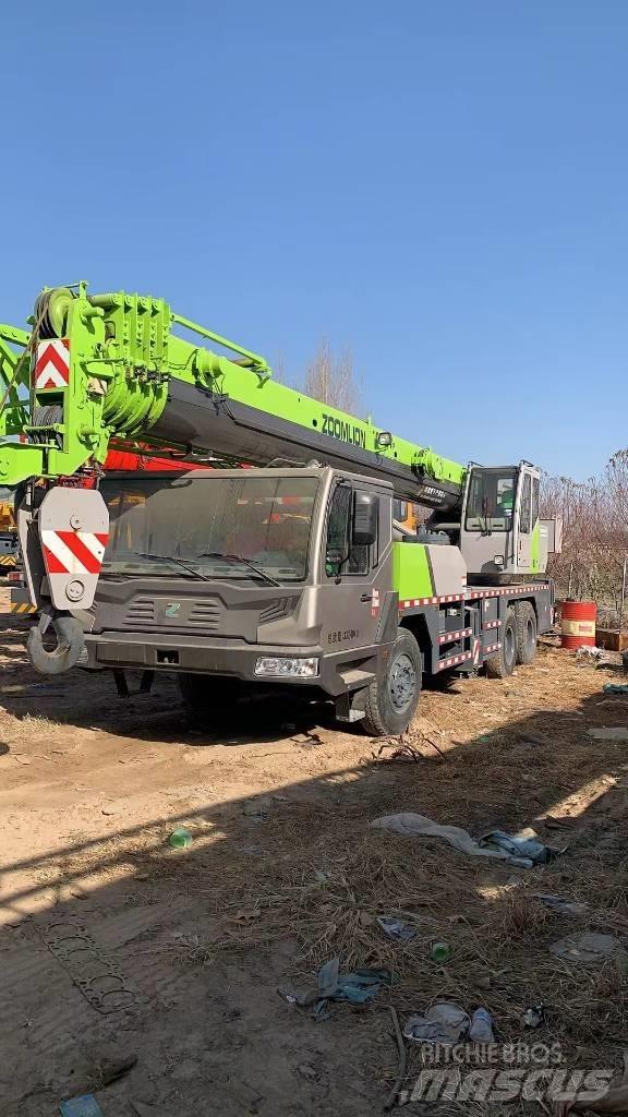 Zoomlion ZAT 300 Macara pentru orice teren
