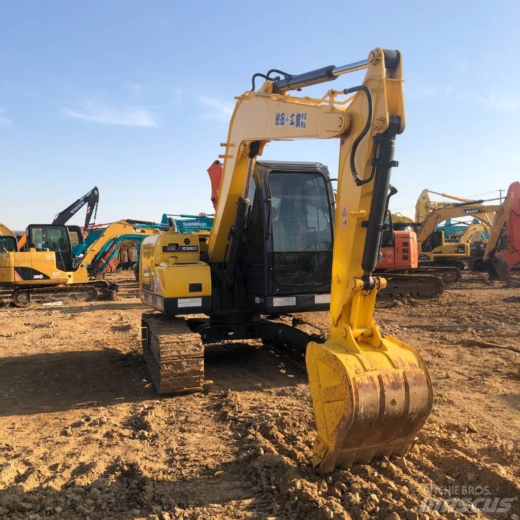 Kobelco SK 75 Excavatoare pe șenile
