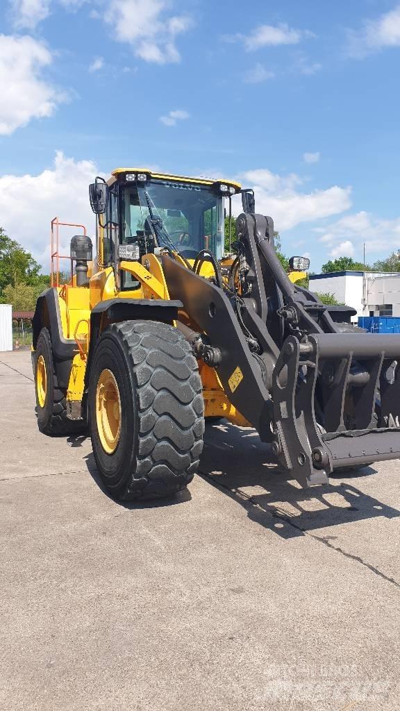 Volvo L 180 H Incarcator pe pneuri