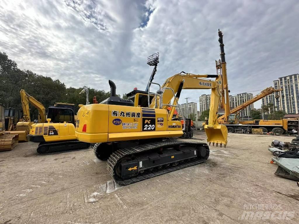 Komatsu pc220 Excavatoare pe șenile
