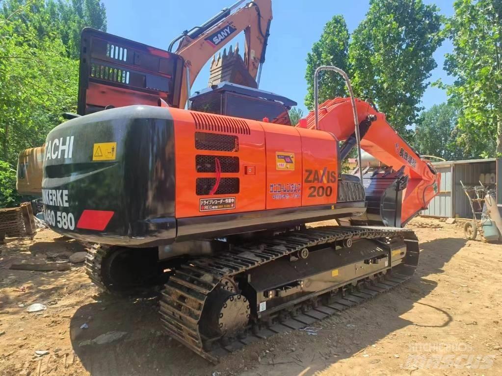 Hitachi ZX200 Excavatoare pe șenile

