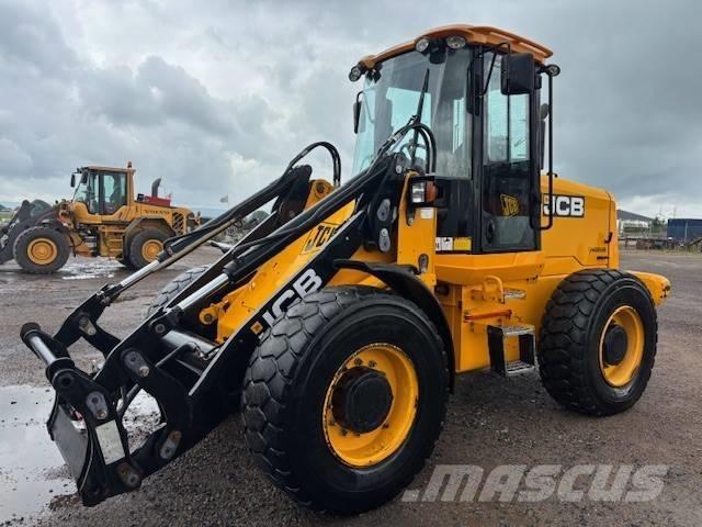 JCB 416 HT Incarcator pe pneuri