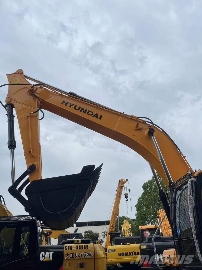 Hyundai R305LC-9S Excavatoare pe șenile
