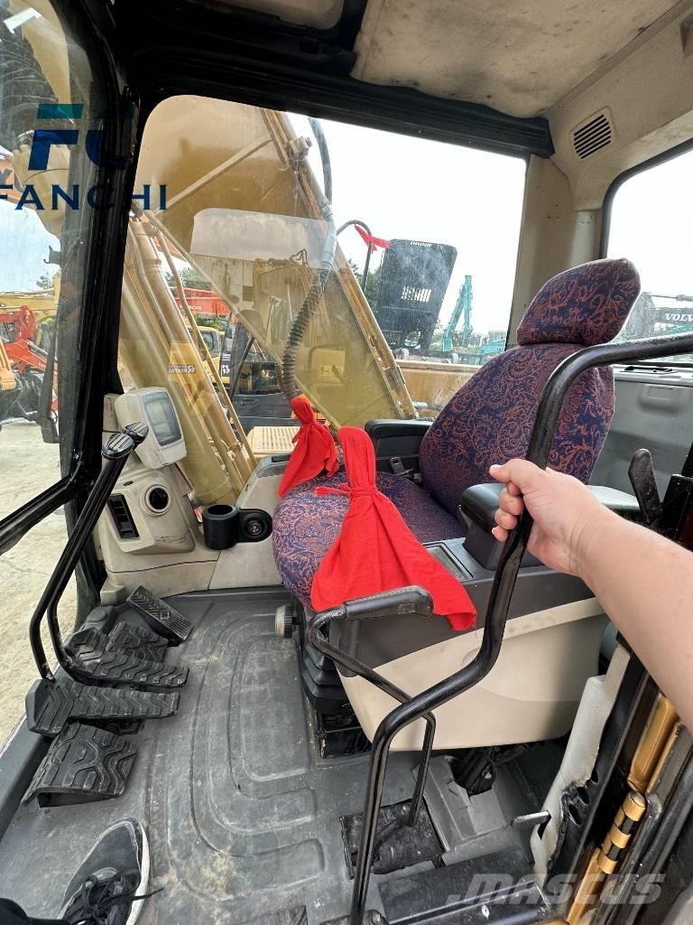 CAT 320 C L Excavatoare pe șenile
