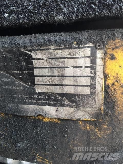 Komatsu 450 Excavatoare pe șenile
