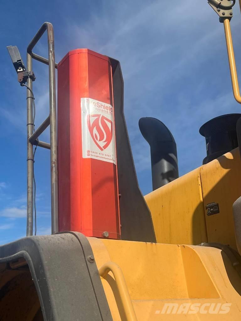 Volvo L 180 E HL Incarcator pe pneuri