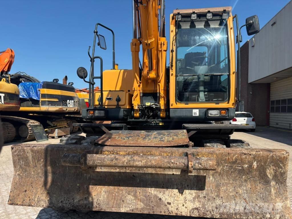 Hyundai 140W-9A Excavatoare cu roti