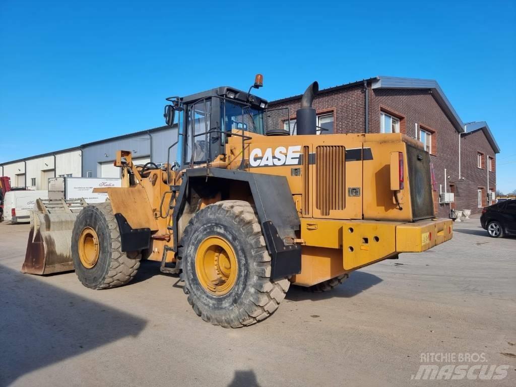 CASE 921 C/2 Incarcator pe pneuri