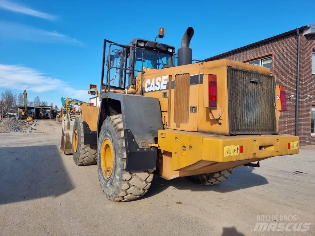 CASE 921 C/2 Incarcator pe pneuri