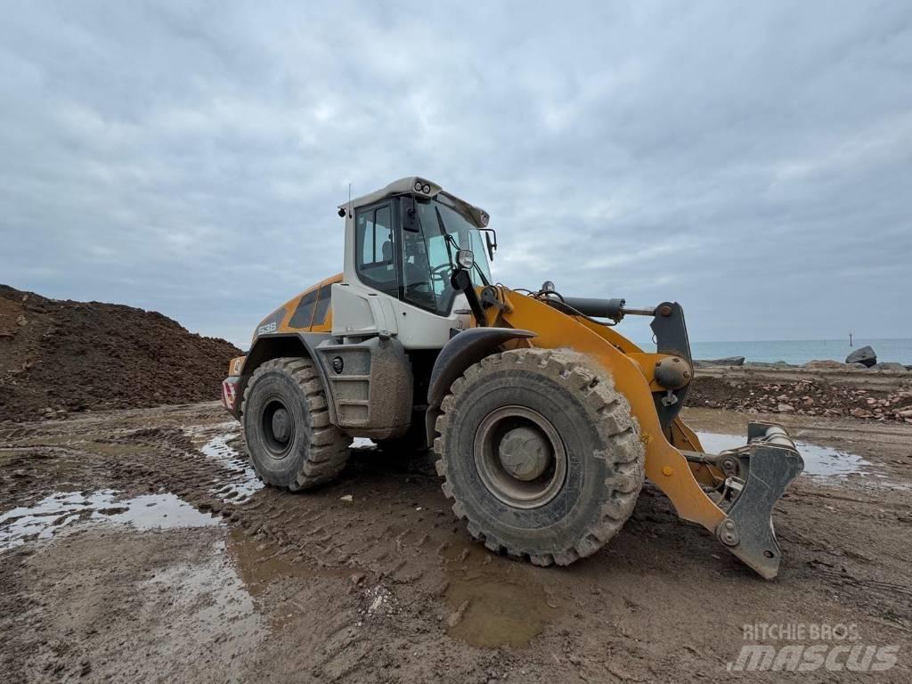 Liebherr L 538 Incarcator pe pneuri