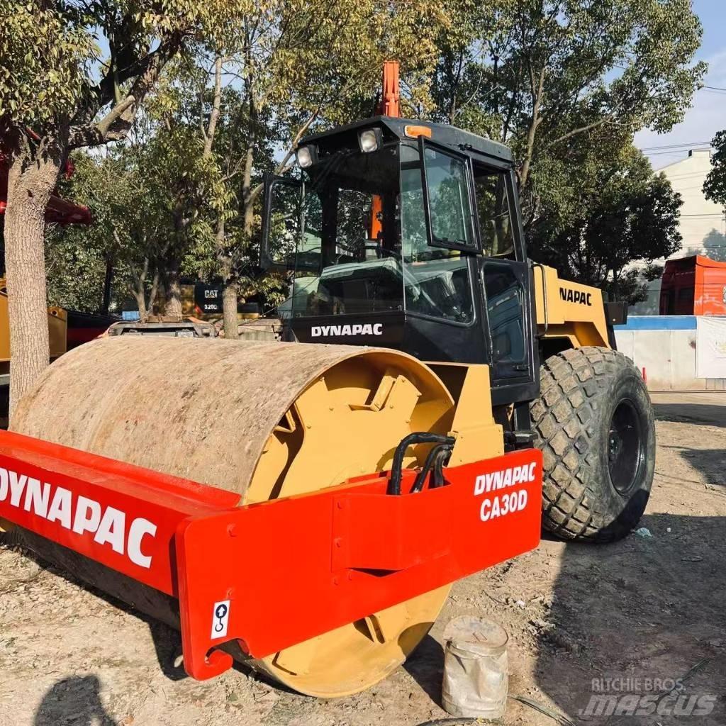 Dynapac CA 30 D Compactoare monocilindrice