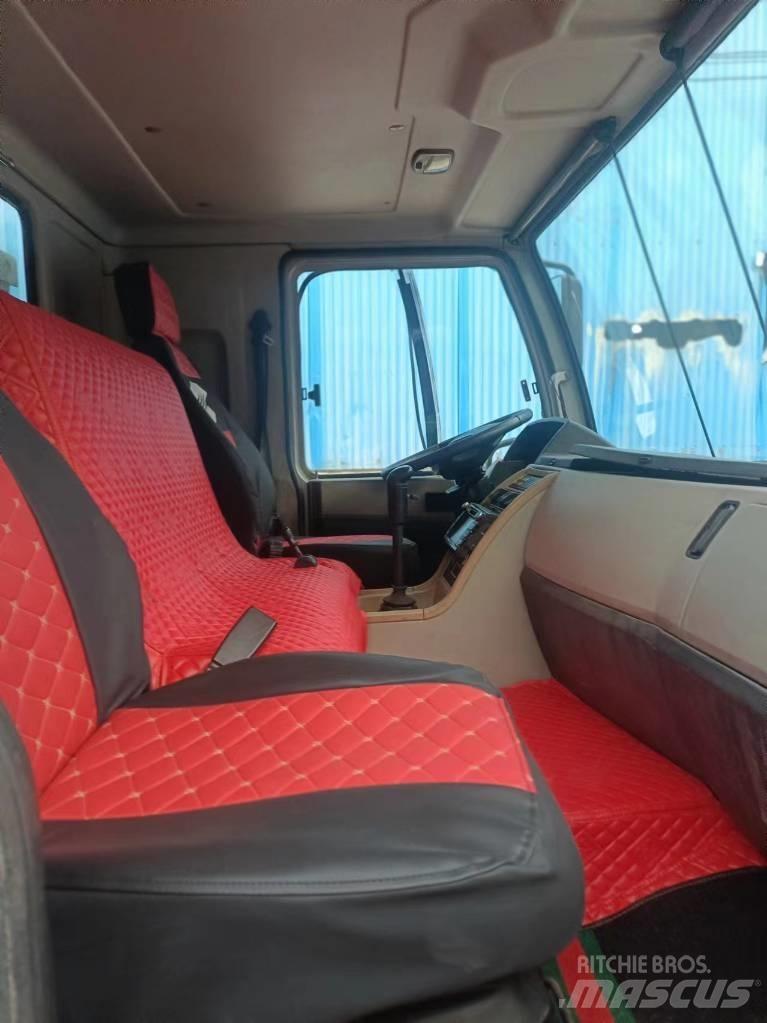 Zoomlion 25吨 Macara pentru orice teren