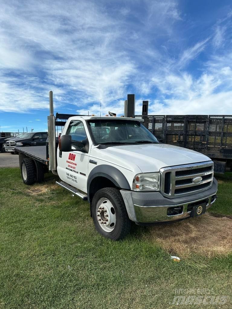 Ford F 550 XLT Camioane platforma/prelata