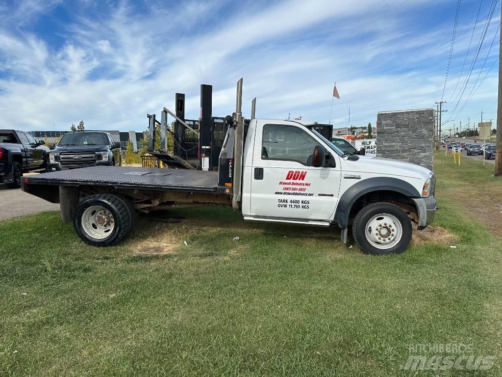 Ford F 550 XLT Camioane platforma/prelata