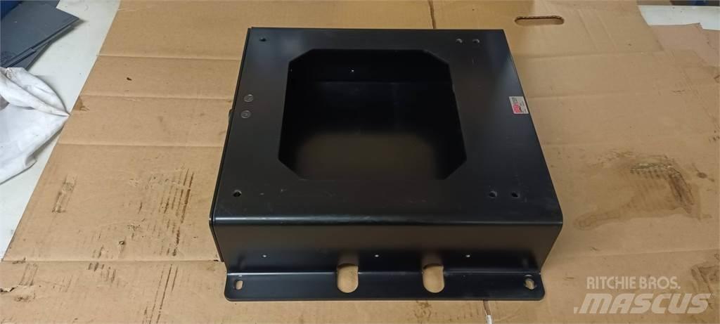  BeGe F687648 Cabine si interior