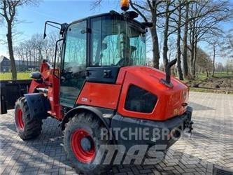 Kubota R 082 Incarcator pe pneuri