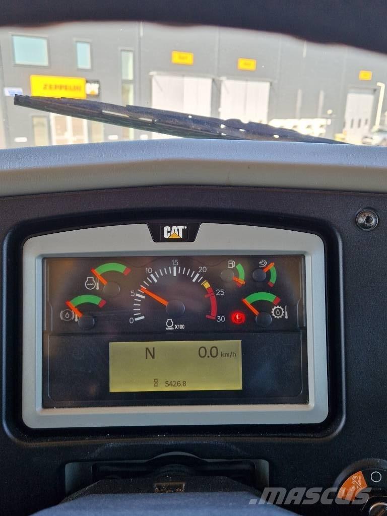 CAT 772G Camioane cu basculante rigide