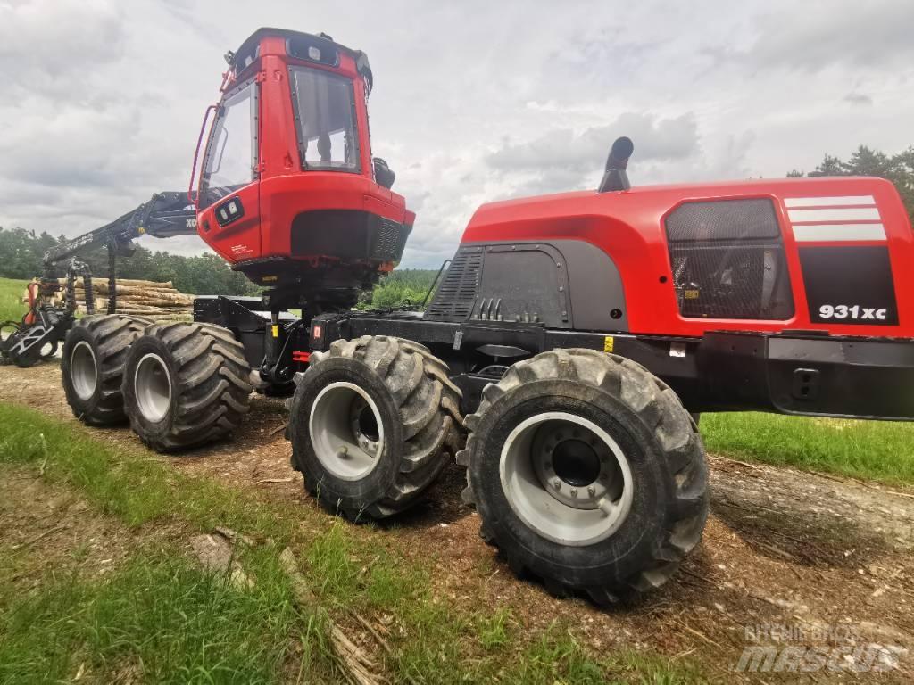 Komatsu 931 XC Combine forestiere