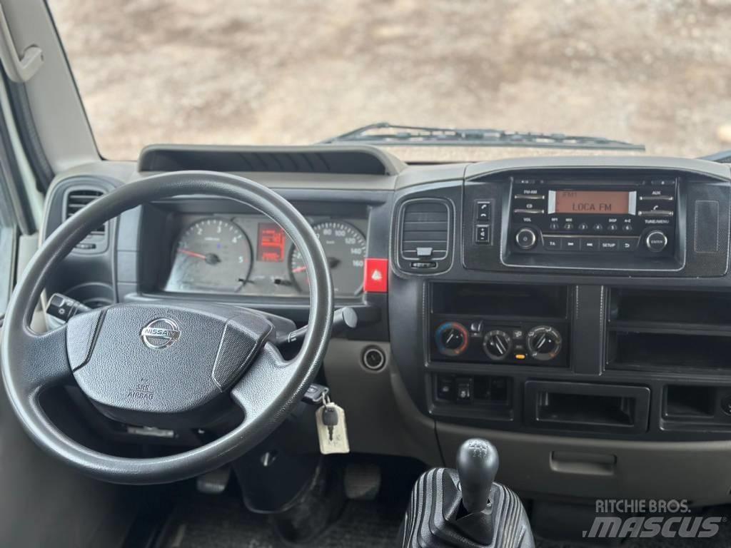 Nissan NT 400 Pick up/Platou