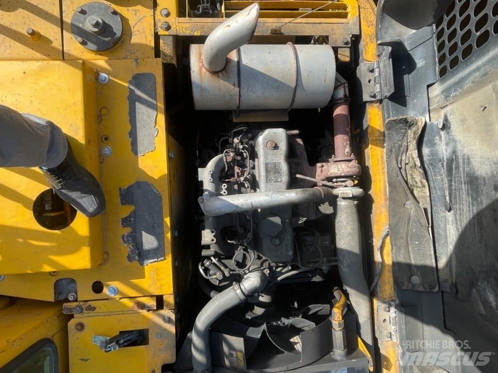 JCB JS 145 W Excavatoare cu roti