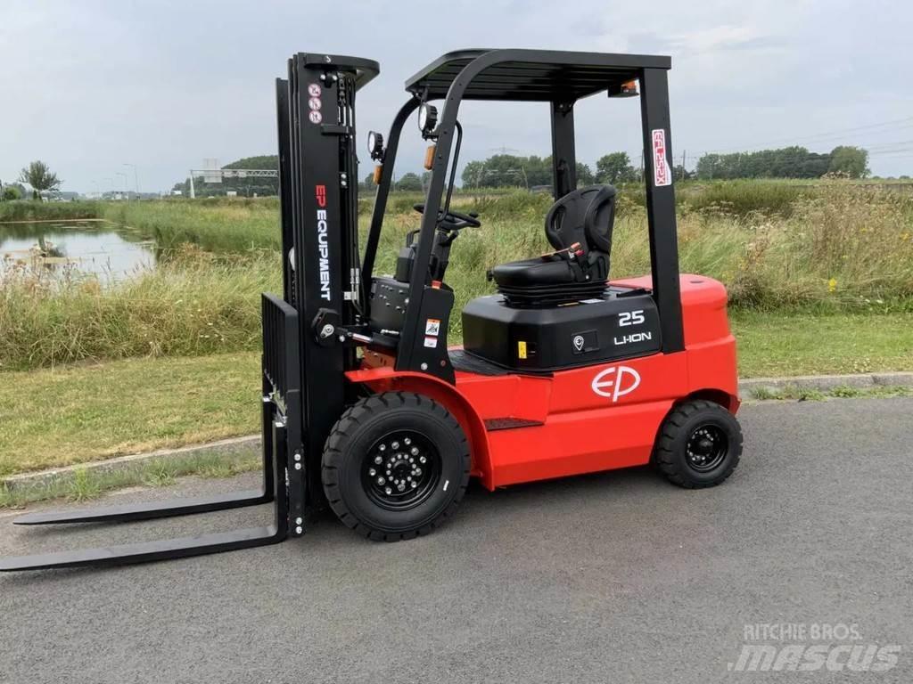 EP EFL 252 XS Stivuitor electric