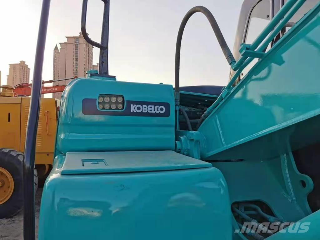 Kobelco SK 140 Excavatoare pe șenile
