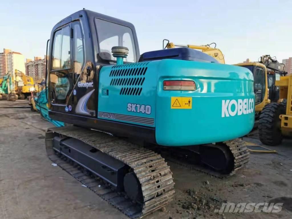 Kobelco SK 140 Excavatoare pe șenile
