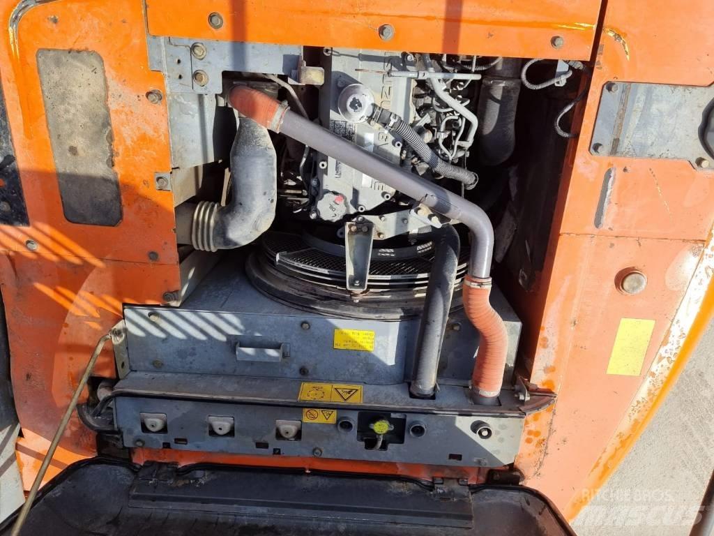 Hitachi ZX 210 LC-3 Excavatoare pe șenile
