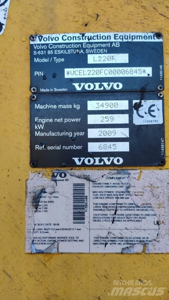Volvo L 220 F Incarcator pe pneuri