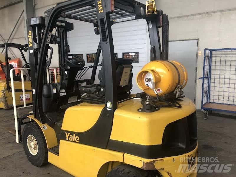 Yale GLP25VX Stivuitor GPL